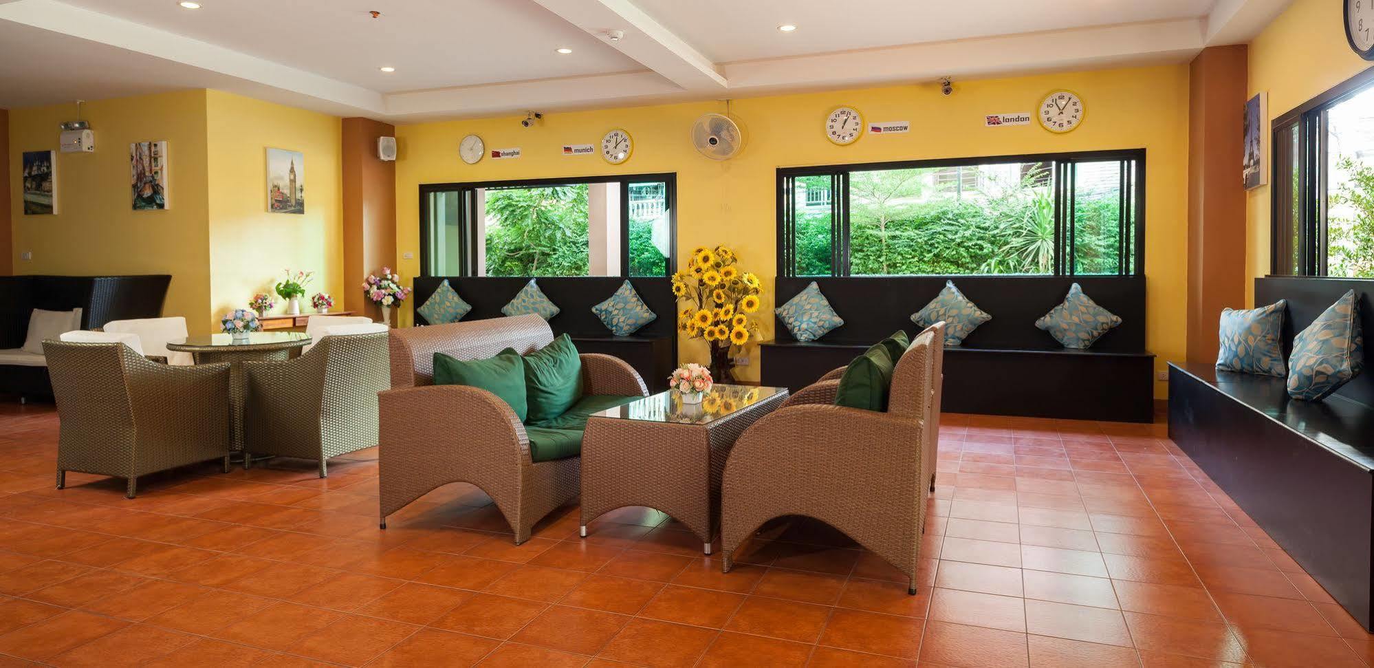 The Right Resort Pattaya Εξωτερικό φωτογραφία