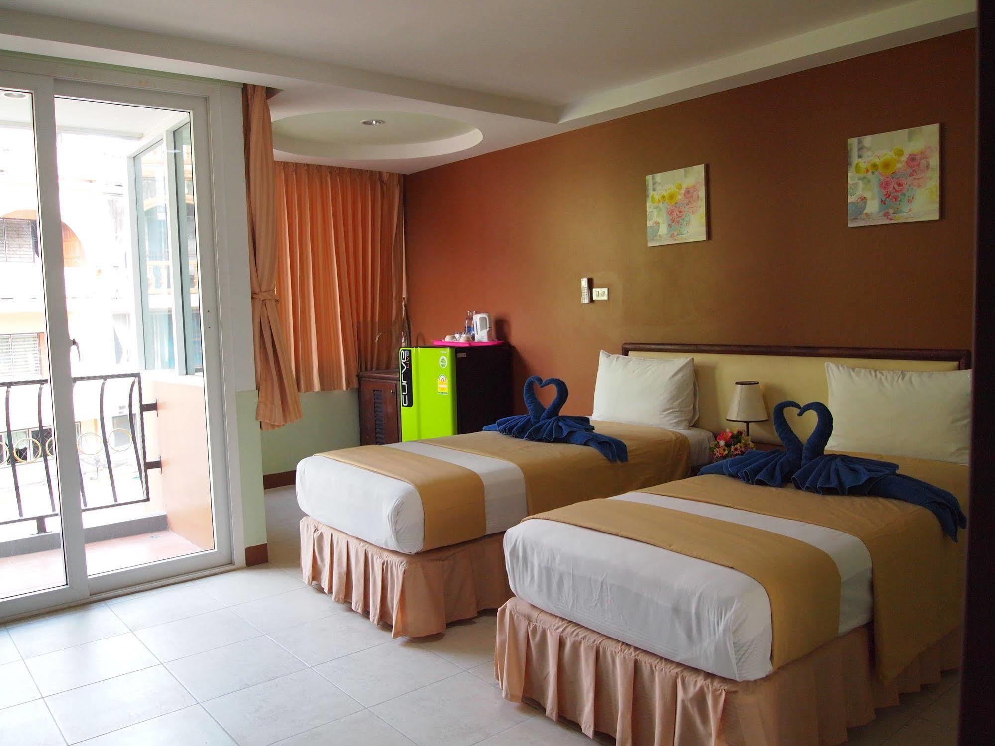 The Right Resort Pattaya Εξωτερικό φωτογραφία