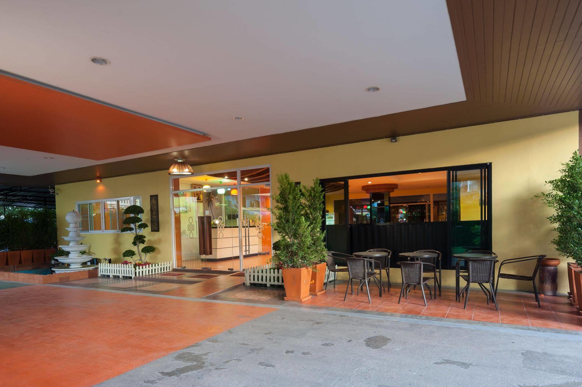 The Right Resort Pattaya Εξωτερικό φωτογραφία