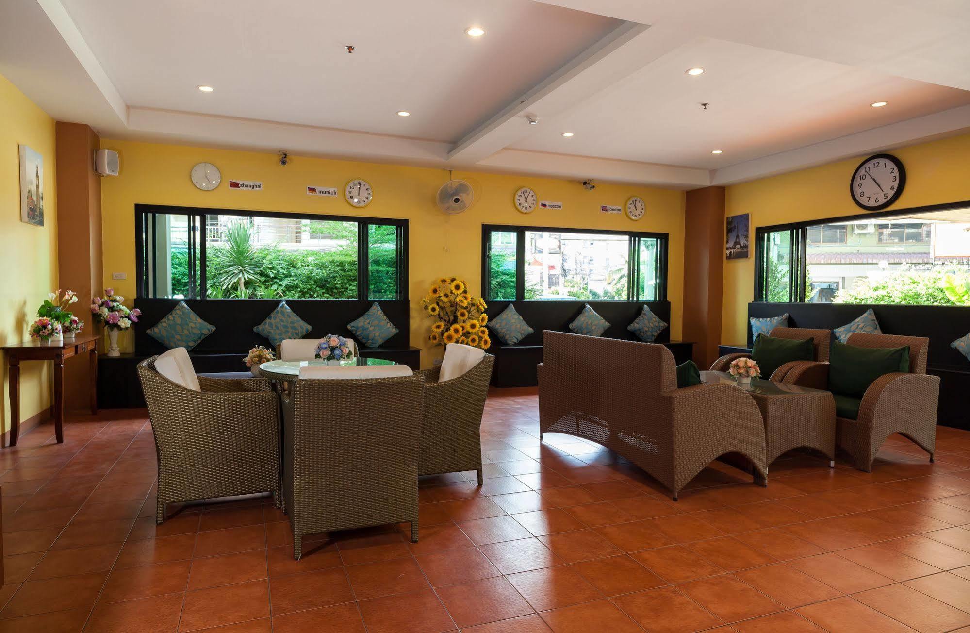 The Right Resort Pattaya Εξωτερικό φωτογραφία